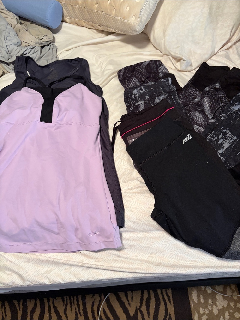 Women's Active Tank Tops & Leggings Bundle - XS